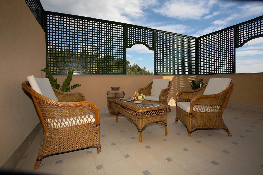 Meridiana Hotel Taormina Exterior foto